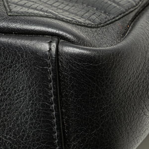 Pre-owned Saint Laurent Medium Monogram Heart Patchwork Chain Wallet Black