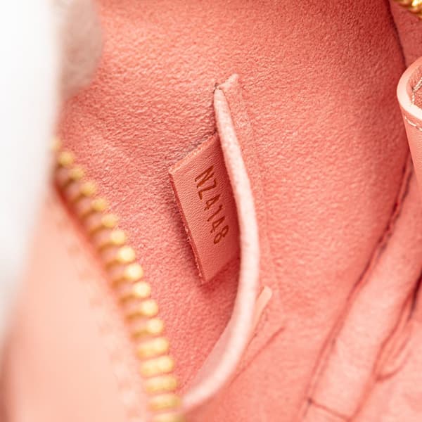 Pre-owned Louis Vuitton New Wave Heart Crossbody Pink