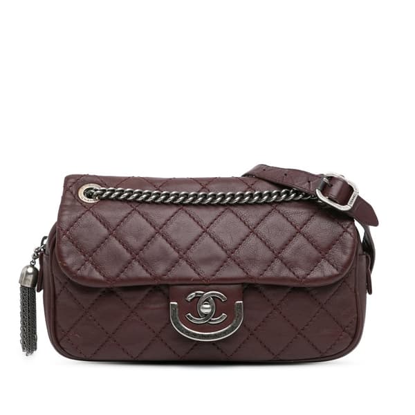Pre-owned Chanel Paris Edinburgh Medium Calfskin Coco Sporran Flap Red