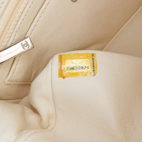 Pre-owned Chanel Mini Rectangular Classic Caviar Single Flap White