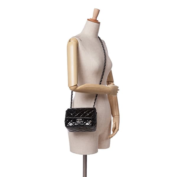 Pre-owned Chanel Mini Square Classic Patent Single Flap Black