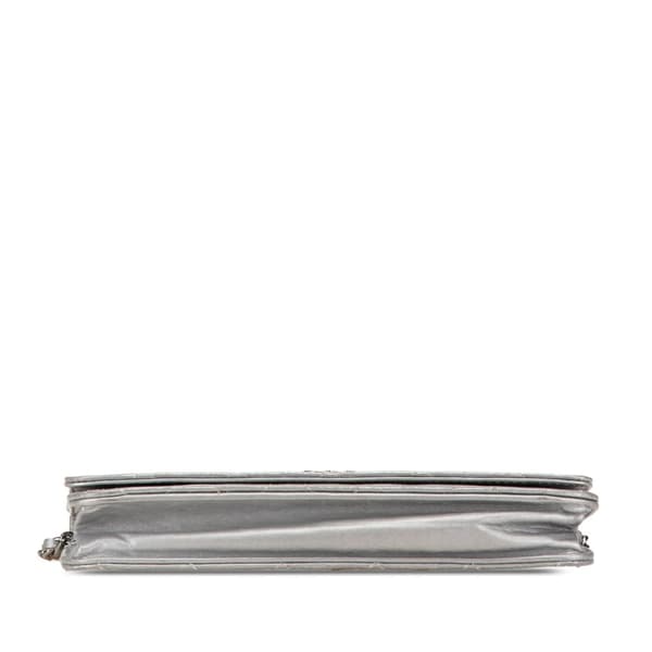Pre-owned Chanel CC Quilted Aged Calfskin Wallet On Chain Silver