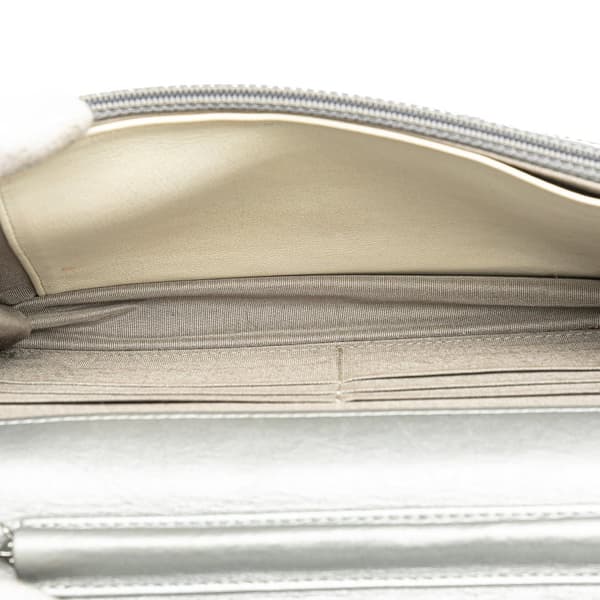 Pre-owned Chanel CC Quilted Aged Calfskin Wallet On Chain Silver