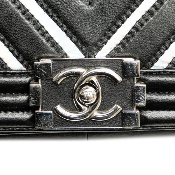 Pre-owned Chanel Old Medium Chevron Lambskin and Iridescent PVC Boy Flap Black