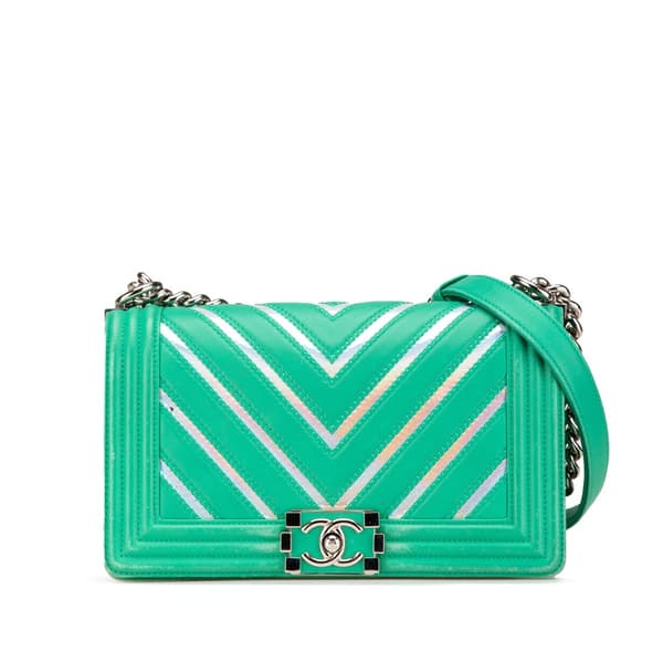 Pre-owned Chanel Old Medium Chevron Lambskin and Iridescent PVC Boy Flap Green