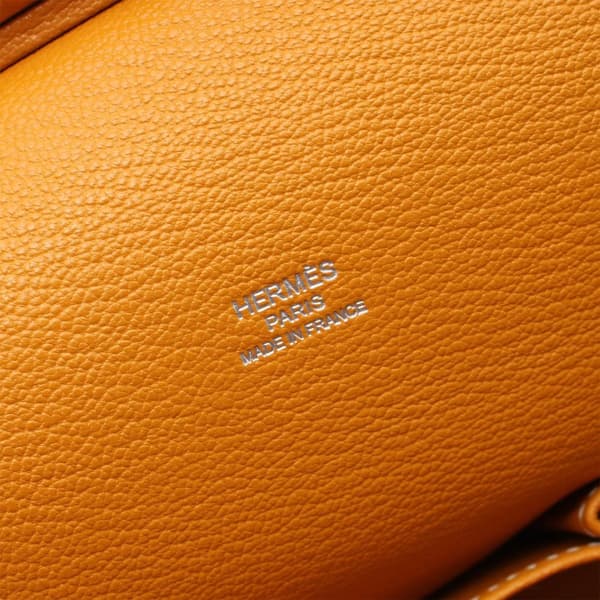 Pre-owned Hermès Clemence Jypsiere 28 Yellow