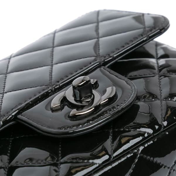 Pre-owned Chanel Mini Square Classic Patent So Black Single Flap Black