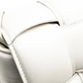 Miniatyrbillede 9 af 10: Pre-owned Bottega Veneta Nappa Intrecciato Padded Cassette Crossbody White