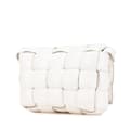 Miniatyrbillede 2 af 10: Pre-owned Bottega Veneta Nappa Intrecciato Padded Cassette Crossbody White