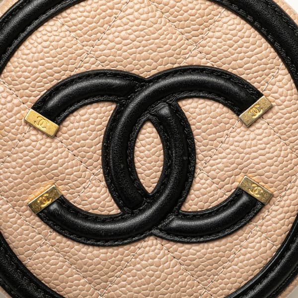 Pre-owned Chanel Caviar CC Filigree Round Crossbody Brown