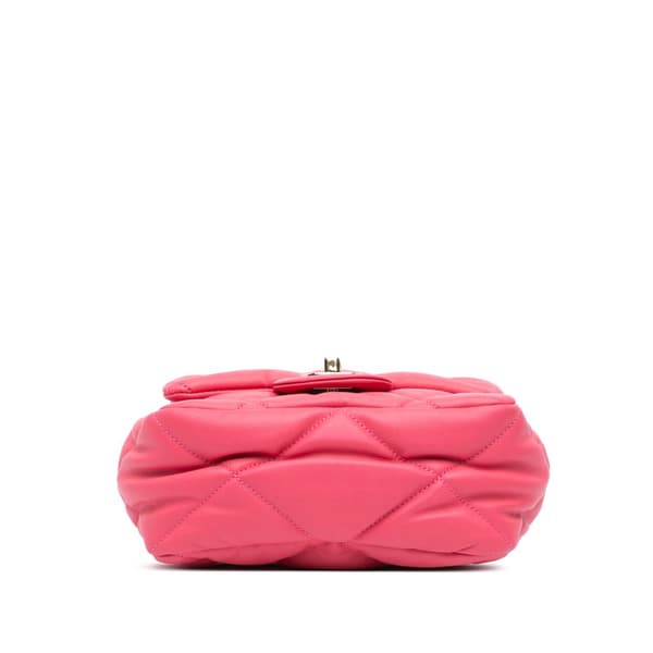 Pre-owned Chanel Mini Quilted Calfskin Bubbly Flap Pink