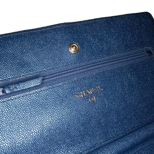 Pre-owned Chanel CC Quilted Iridescent Caviar Wallet on Chain Blue