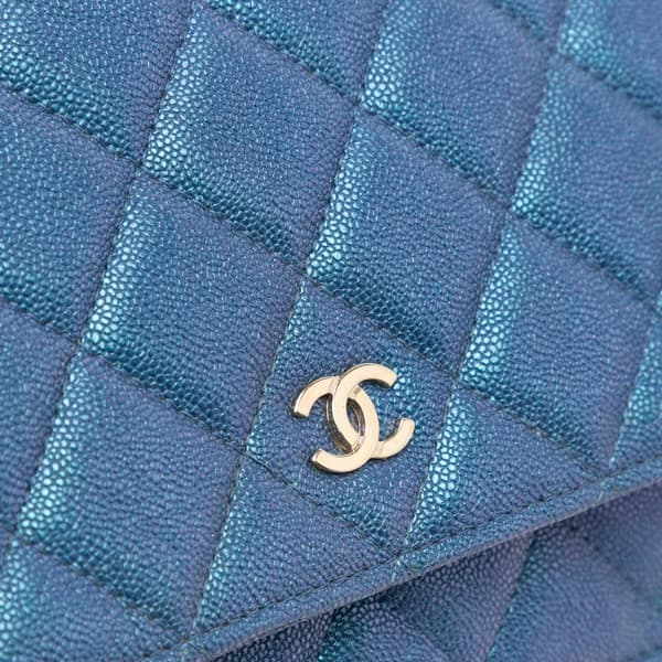 Pre-owned Chanel CC Quilted Iridescent Caviar Wallet on Chain Blue