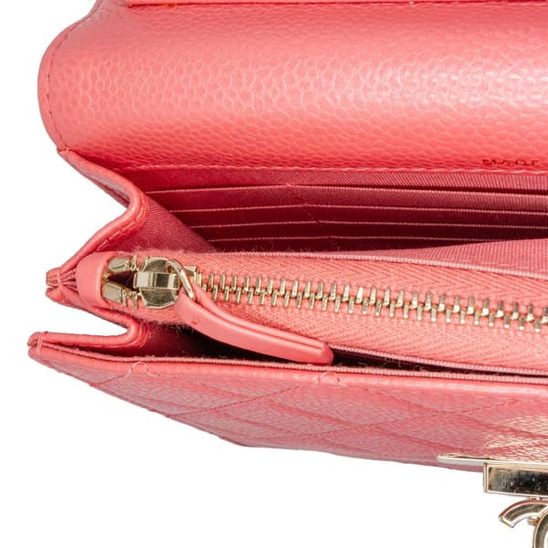 Pre-owned Chanel Quilted Caviar Golden Class Wallet On Chain Pink
