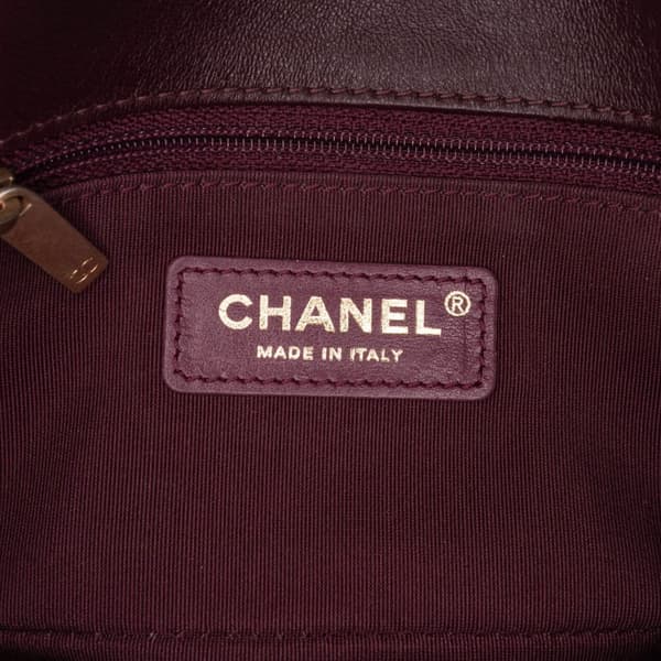 Pre-owned Chanel Small Quilted Lambskin CC Coin Bag Red