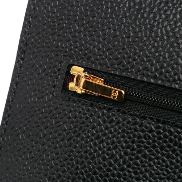 Pre-owned Chanel CC Quilted Caviar Wallet on Chain Black