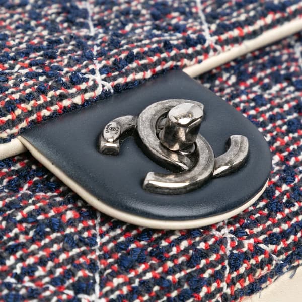 Pre-owned Chanel Medium Tweed Single Flap Blue