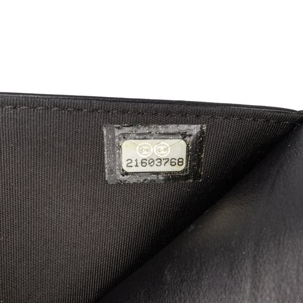 Pre-owned Chanel Bicolor Calfskin Boy Wallet On Chain Black