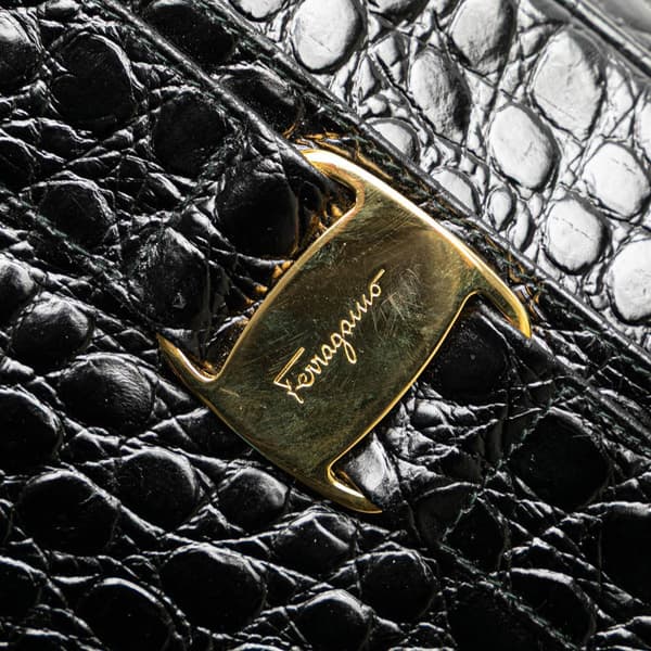 Pre-owned Ferragamo Croc Embossed Leather Vara Crossbody Black