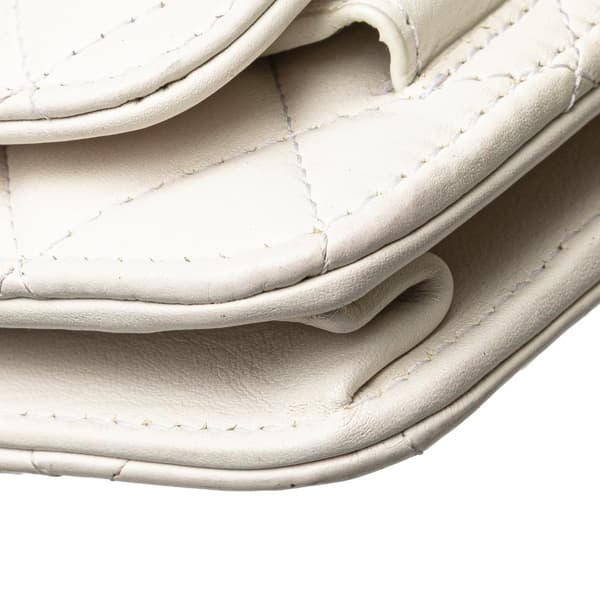 Pre-owned Chanel Calfskin Enchained Flap Wallet on Chain White