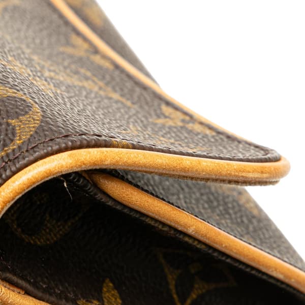 Pre-owned Louis Vuitton Monogram Pochette Twin PM Brown