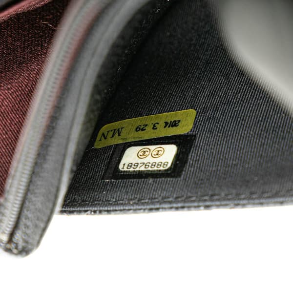 Pre-owned Chanel CC Quilted Caviar Wallet on Chain Black