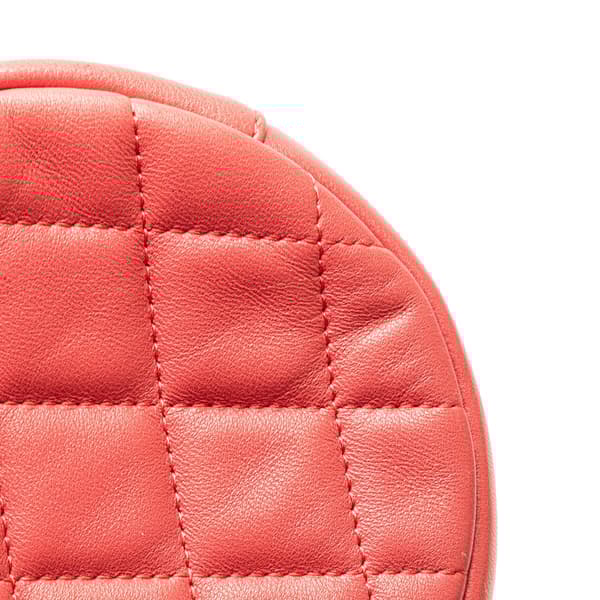 Pre-owned Chanel Quilted Lambskin Lucky Charms Round Clutch with Chain Pink