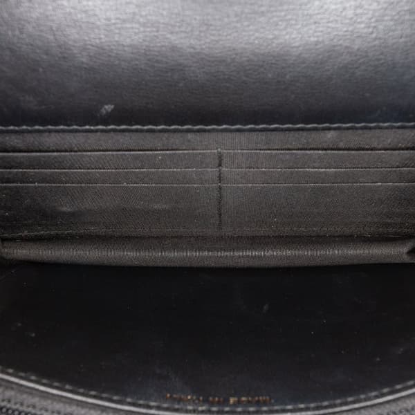 Pre-owned Chanel Quilted Crackled Patent Calfskin Pearl Wallet On Chain Black