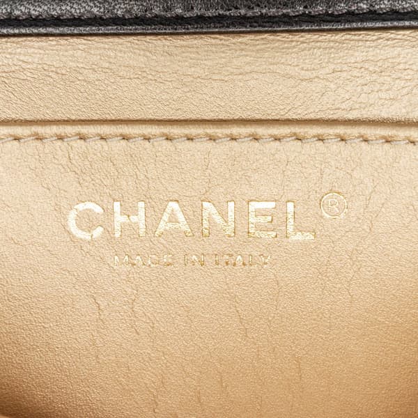 Pre-owned Chanel Small Lambskin Chic Pearls Flap Black