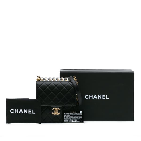 Pre-owned Chanel Small Lambskin Chic Pearls Flap Black