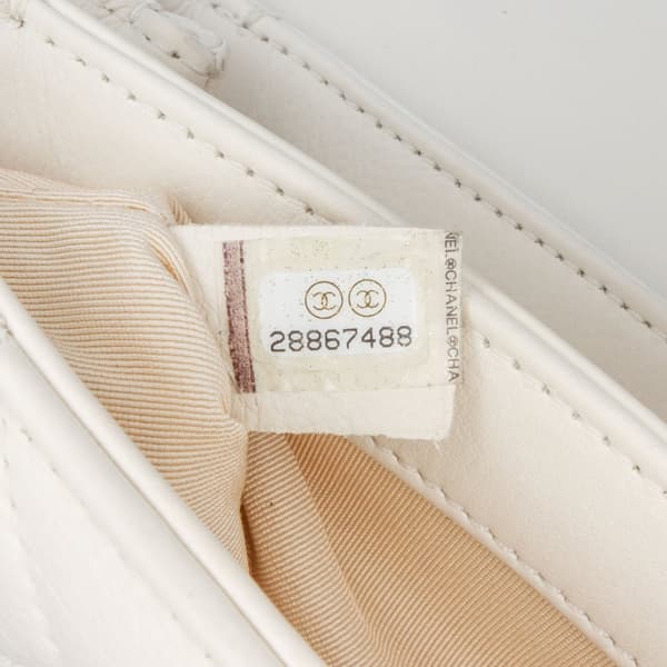 Pre-owned Chanel Mini Quilted Calfskin Pearl CC Accordion Flap White