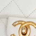 Pikkukuva 6 / 10: Pre-owned Chanel Mini Quilted Caviar Chain Soul Flap White