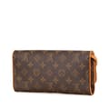 Miniatyrbilde 2 av 10: Pre-owned Louis Vuitton Monogram Pochette Twin GM Brown
