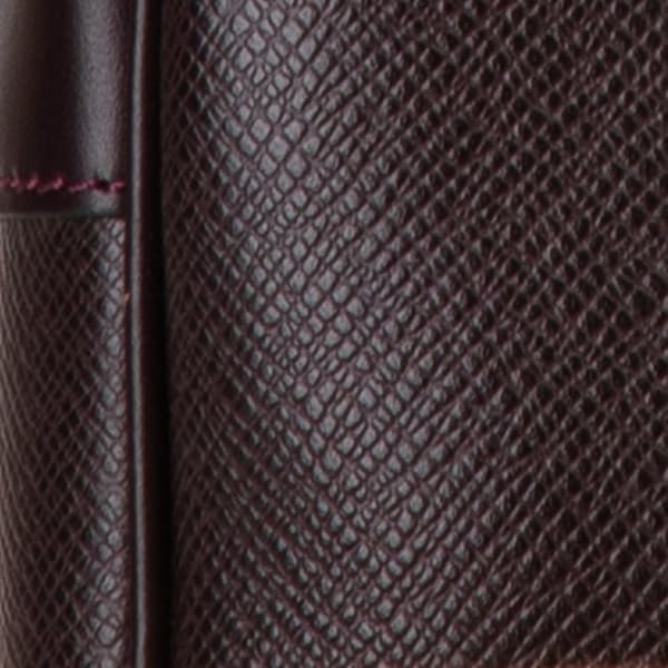 Pre-owned Louis Vuitton Taiga Reporter PM Red