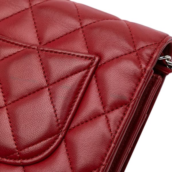Pre-owned Chanel Classic Lambskin Wallet on Chain Red