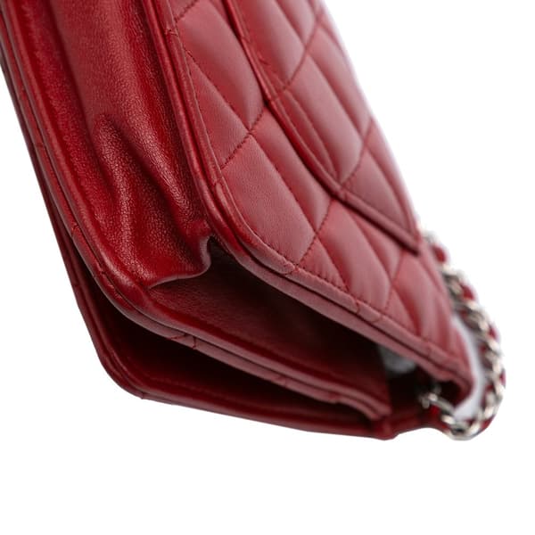 Pre-owned Chanel Classic Lambskin Wallet on Chain Red