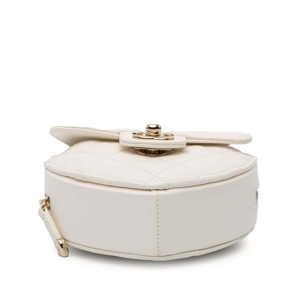 Pre-owned Chanel Mini Lambskin CC in Love Heart Crossbody White