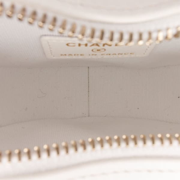 Pre-owned Chanel Mini Lambskin CC in Love Heart Crossbody White