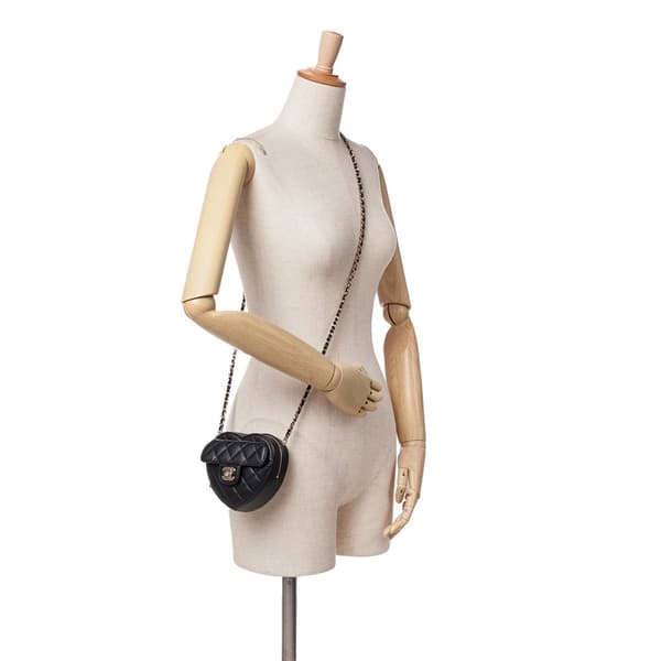 Pre-owned Chanel Mini Lambskin CC in Love Heart Crossbody Black
