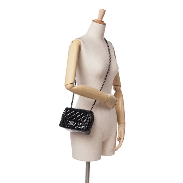 Pre-owned Chanel Mini Square Classic Patent Single Flap Black