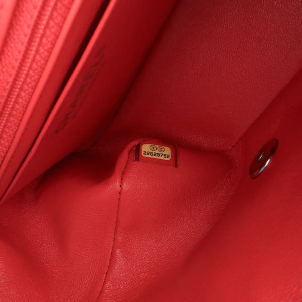 Pre-owned Chanel Mini Square Classic Lambskin Flap Red