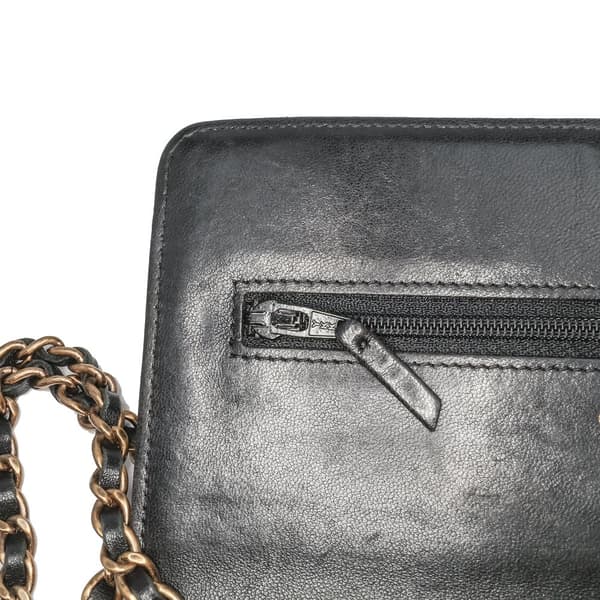 Pre-owned Chanel Lambskin Boy Wallet On Chain Black