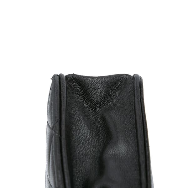 Pre-owned Chanel Lambskin Boy Wallet On Chain Black
