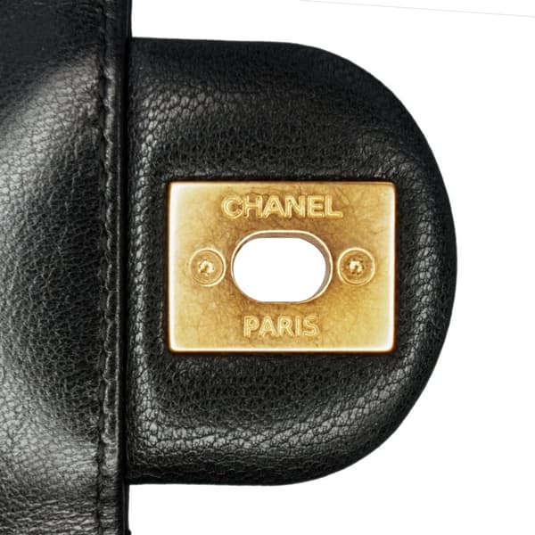 Pre-owned Chanel Small Lambskin Chic Pearls Flap Black