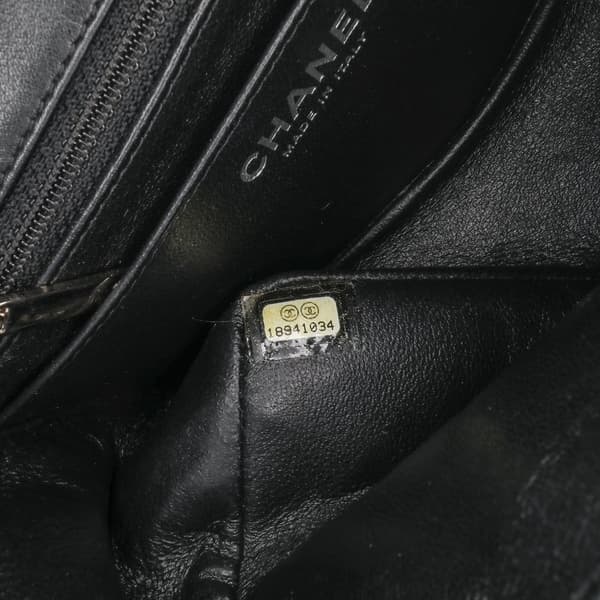 Pre-owned Chanel Mini Square Classic Patent Single Flap Black
