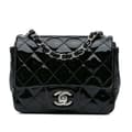 Miniatyrbillede 1 af 9: Pre-owned Chanel Mini Square Classic Patent Single Flap Black