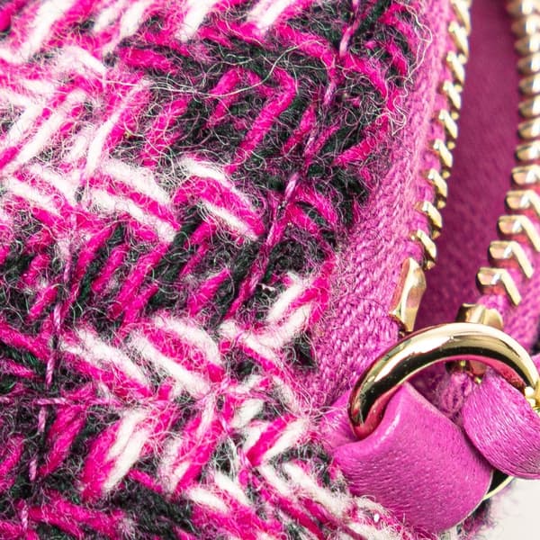 Pre-owned Chanel CC Tweed Houndstooth Clutch On Chain Pink