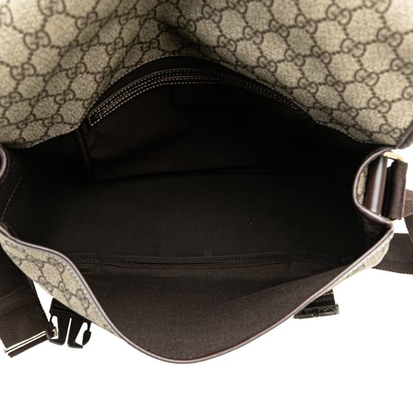 Pre-owned Gucci GG Supreme Messenger Bag Brown