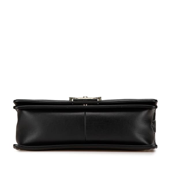 Pre-owned Chanel Old Medium Chevron Calfskin Boy Flap Black