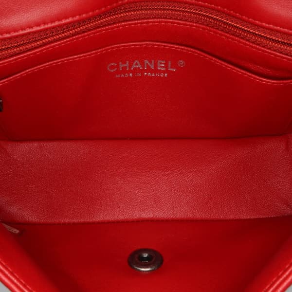 Pre-owned Chanel Mini Rectangular Classic Lambskin Single Flap Red